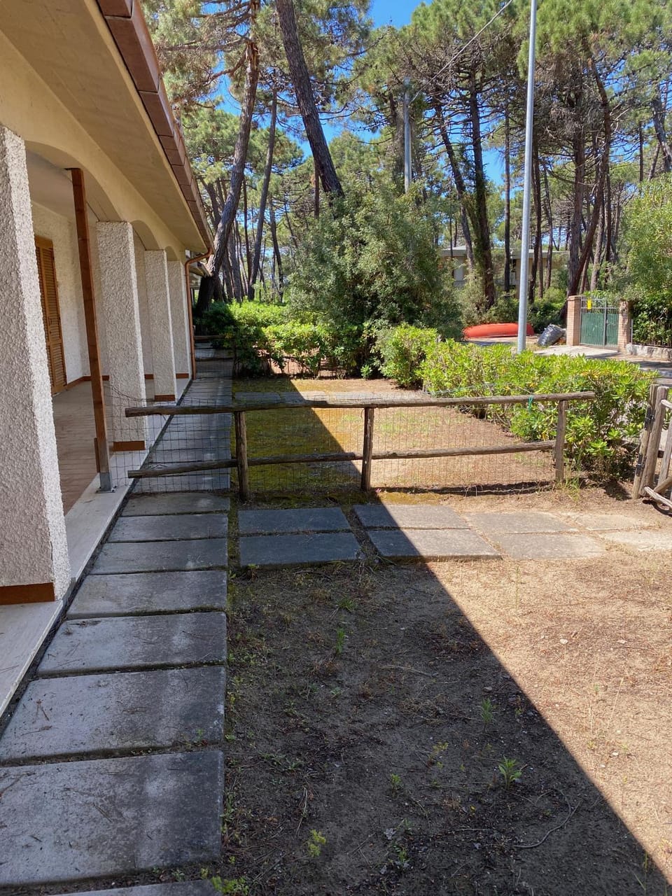 Facade/entrance, Garden