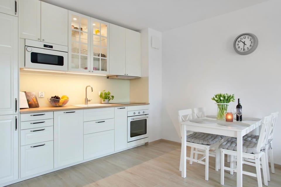 Coffee/tea facilities, Kitchen or kitchenette, Dining area, minibar, pet friendly, stove