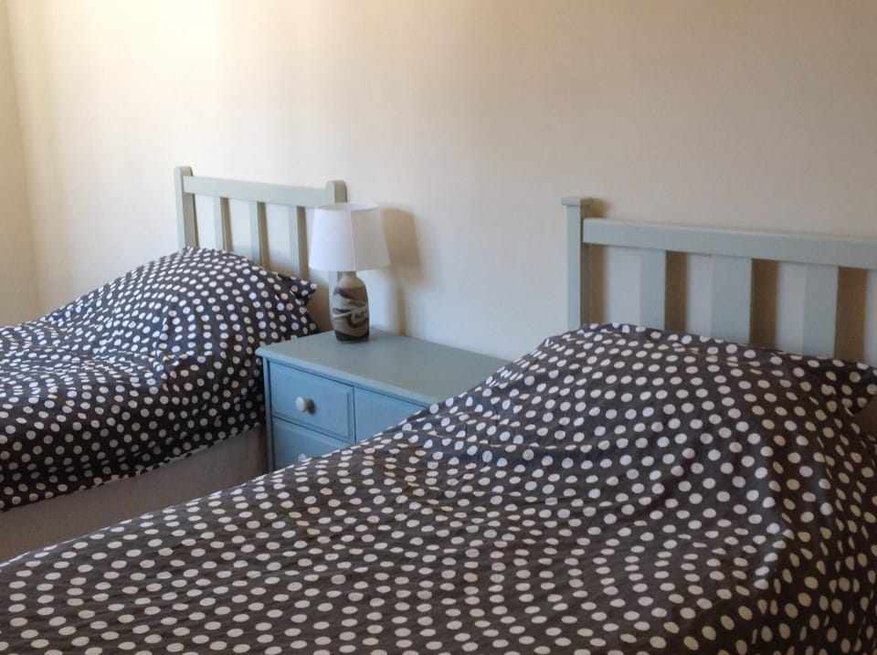 6 Hill Street, Haverfordwest. House in Haverfordwest