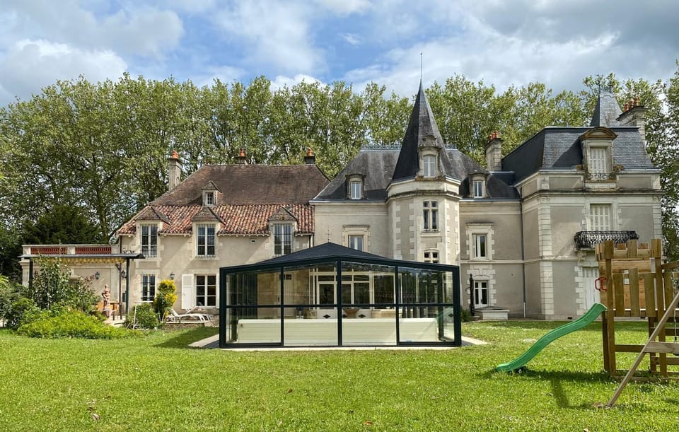 Property building, Swimming pool