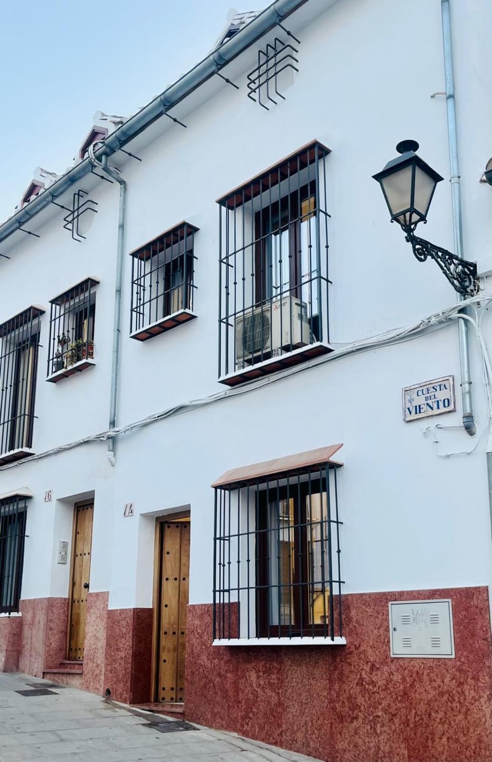 Property building, Facade/entrance