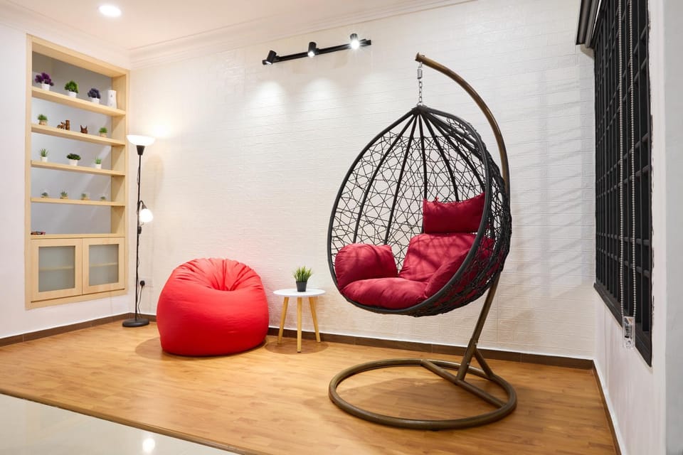 Living room, Seating area