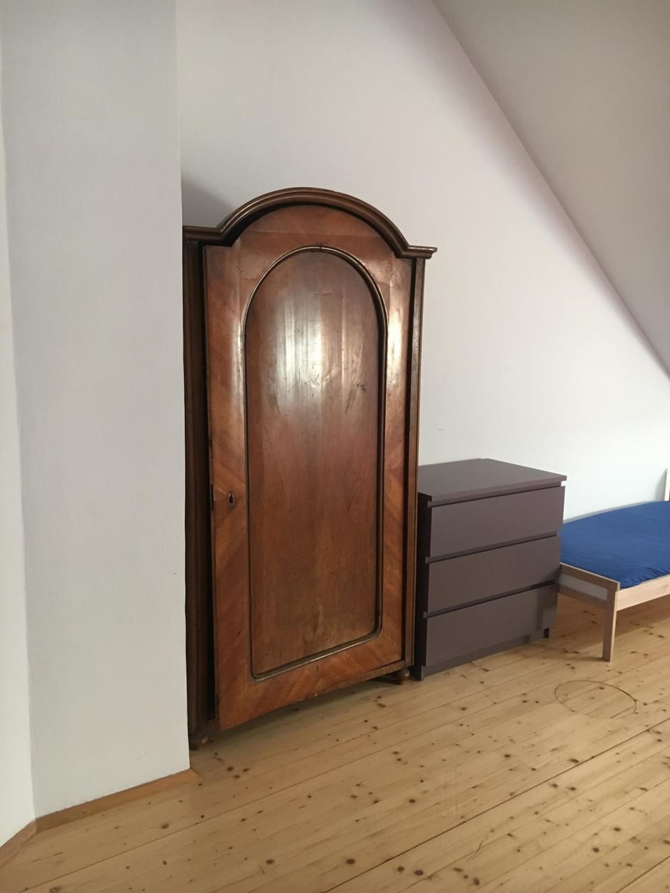 Dachgeschosswohnung mit 2 Schlafzimmern Apartment in Graz