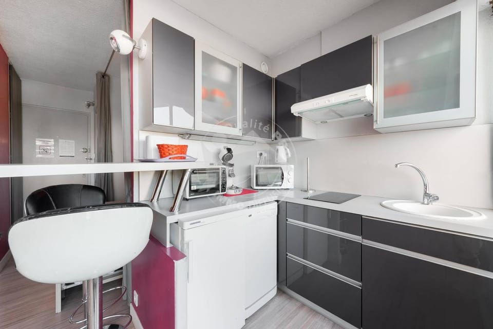 AS9557 - Studio vue sur la mer avec parking privé proche centre ville Apartment in Le Grau-du-Roi