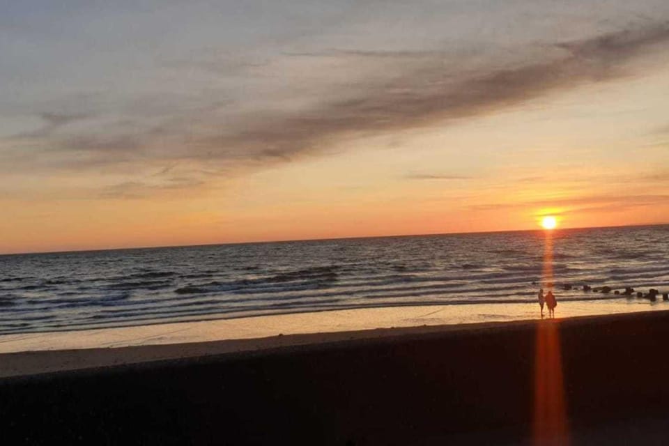 Seaview Apartment sleeps 2 - private patio Apartment in Barmouth
