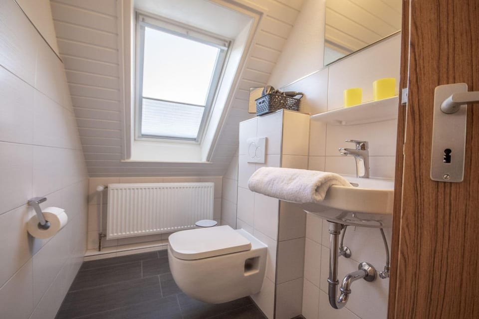 Ferienwohnung-Haus-Ingeborg-Wohnung-3-OG Apartment in Cuxhaven