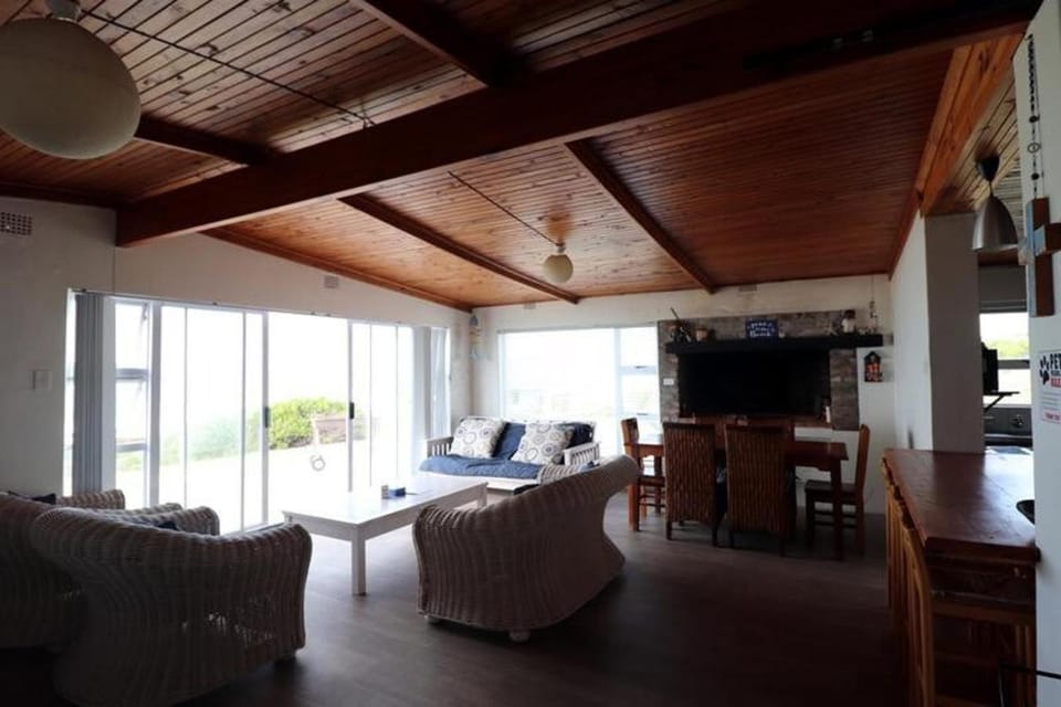 Oppi-Stoepi in Struisbaai House in Western Cape