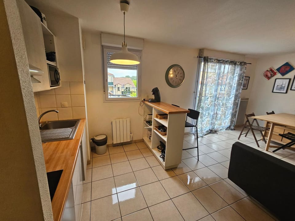 Amazing 10 mns de Disney parking Apartment in Bussy-Saint-Georges