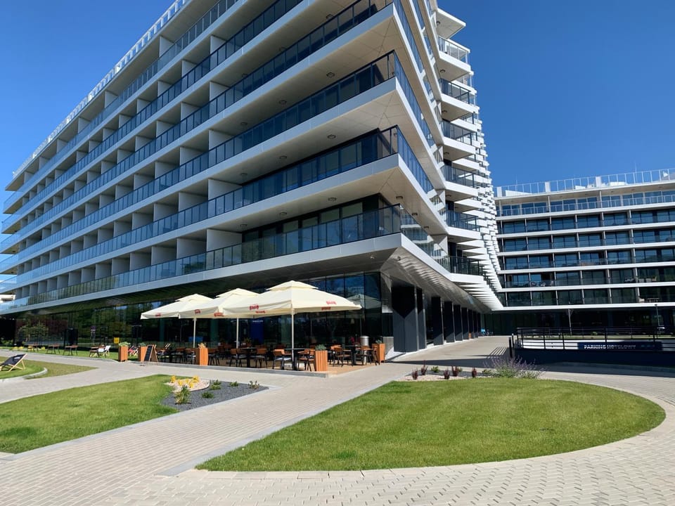 Property building, Day