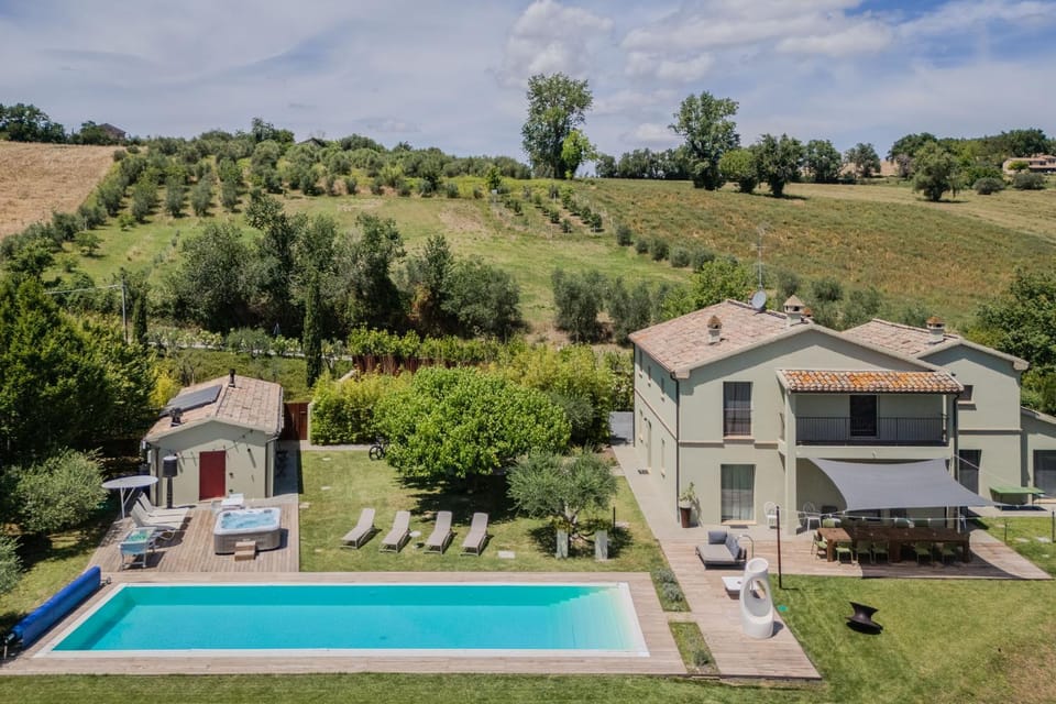 Villa Aurora Villa in Marche