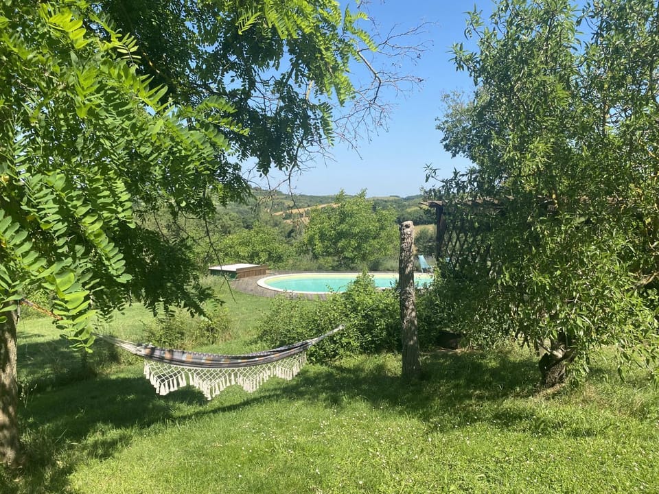 Gîte de charme au cœur de la nature avec piscine House in Occitanie
