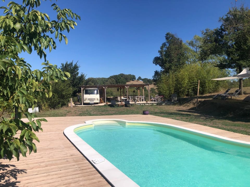 Gîte de charme au cœur de la nature avec piscine House in Occitanie