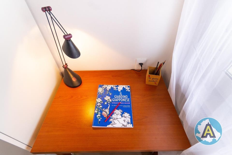 Seating area, Bedroom