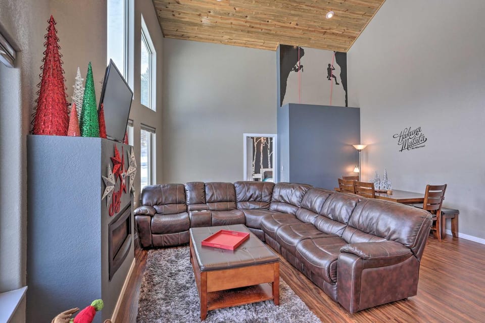 'Hakuna Matata Cabin' - 11 Mi to Mt Rushmore! Cabin in West Pennington