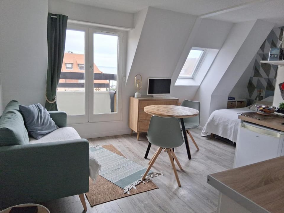 Studio -vue mer résidence Grand Cap Apartment in Normandy