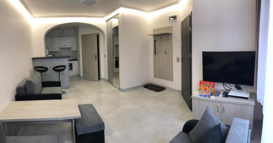 Za Rogiem Apartment in Lower Silesian Voivodeship