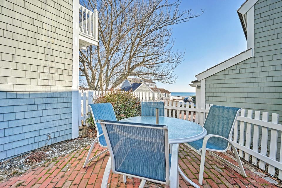 Ocean-View Gem w/ Private Beach in Mashpee! House in Maushop Village