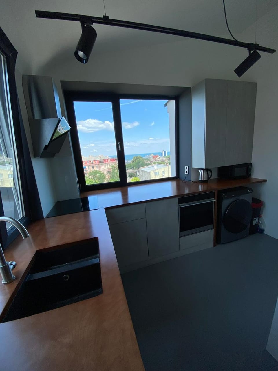 Апартаменты Sea view, ул Университетская 17 Apartment in Odessa