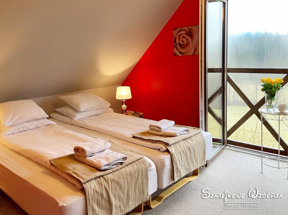 Bed, View (from property/room), View (from property/room), Photo of the whole room, Bedroom, Garden view, Garden view