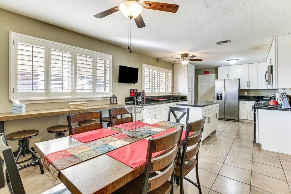 Family-Friendly El Paso Home Near Parks and Malls! House in Ciudad Juarez