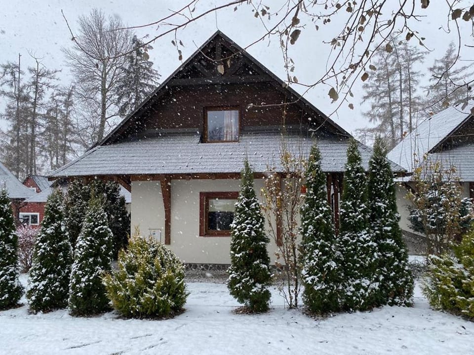 Property building, Off site, Natural landscape, Winter