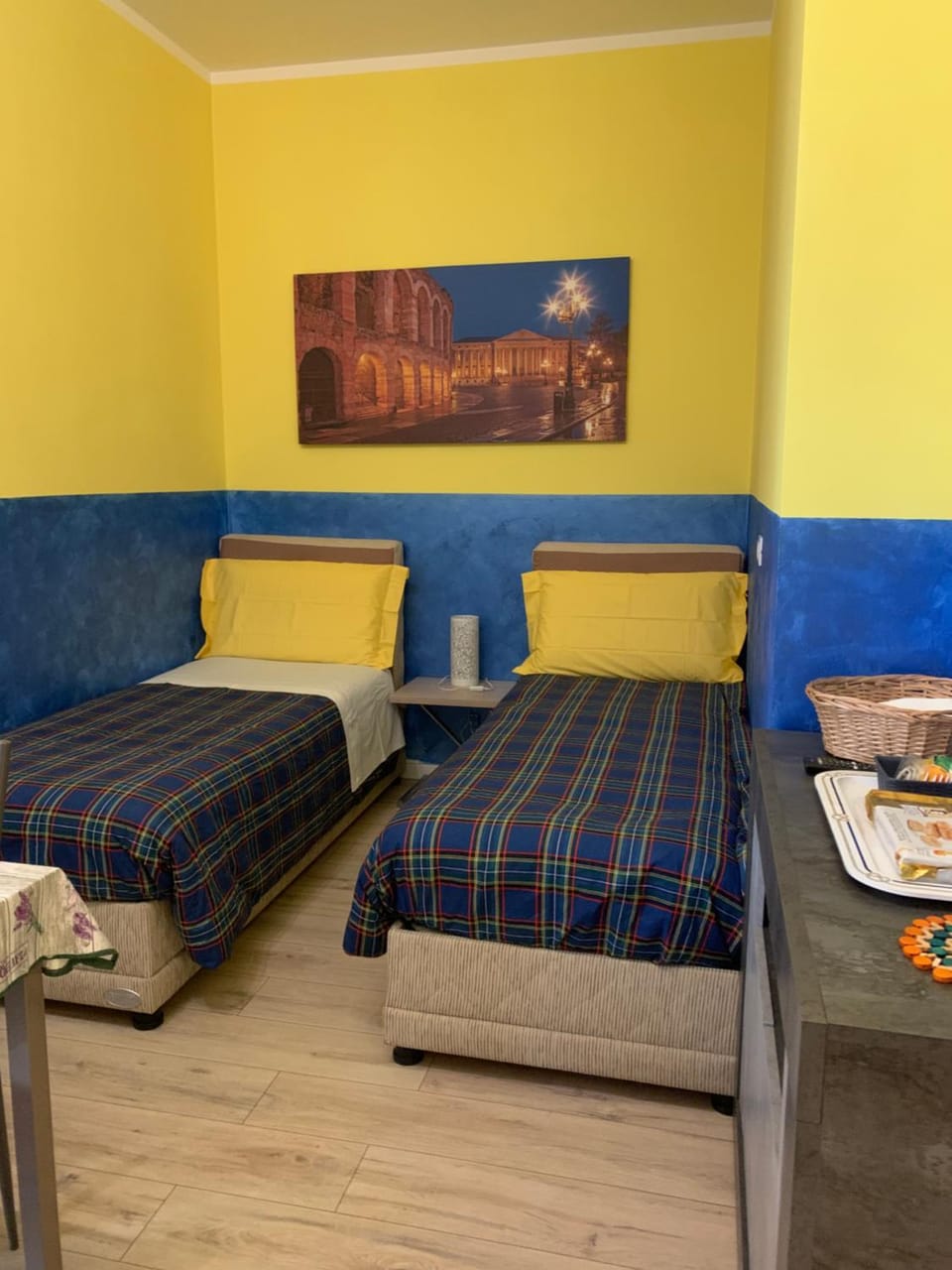 Bed, Photo of the whole room