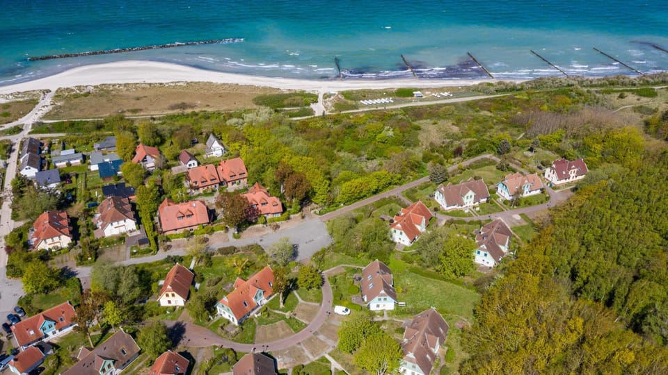 Ferienhaussiedlung Strandperlen Küstenhof 5b (Typ X) House in Wustrow