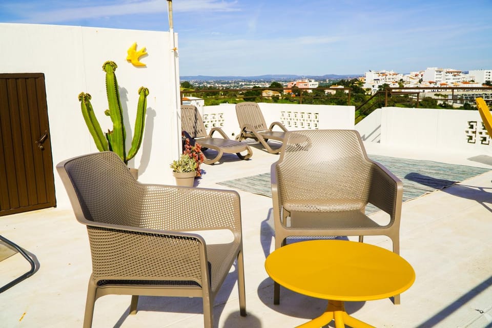 Off site, View (from property/room), Balcony/Terrace, Mountain view, Street view, Quiet street view