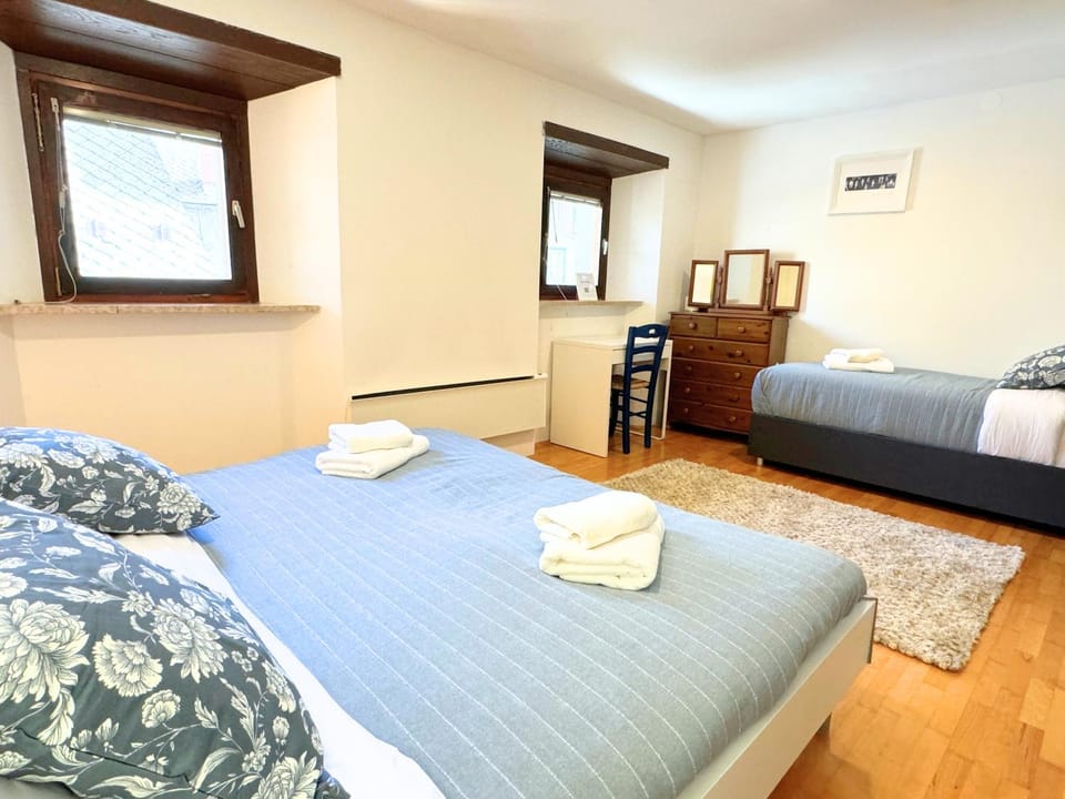 Bed, Bedroom, wardrobe
