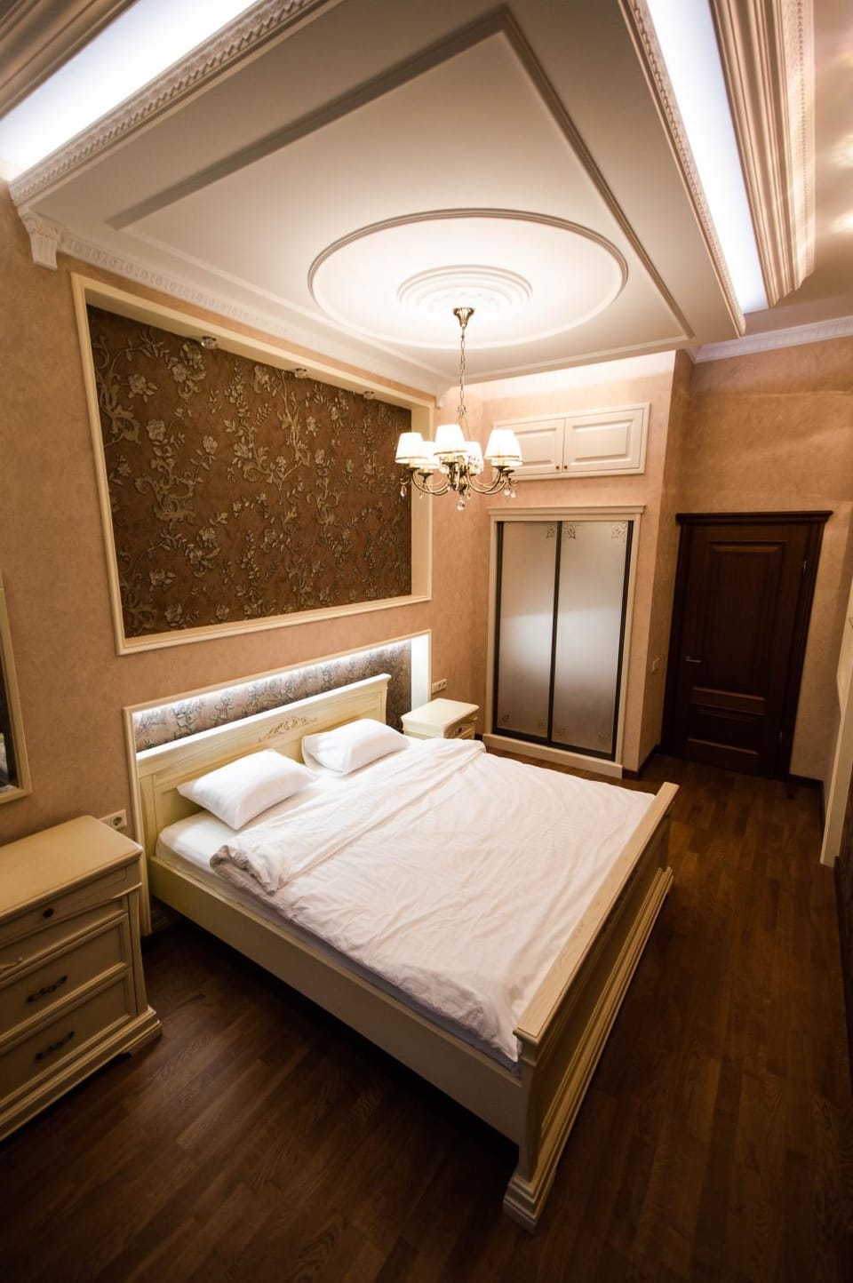 Bed, Photo of the whole room, bunk bed