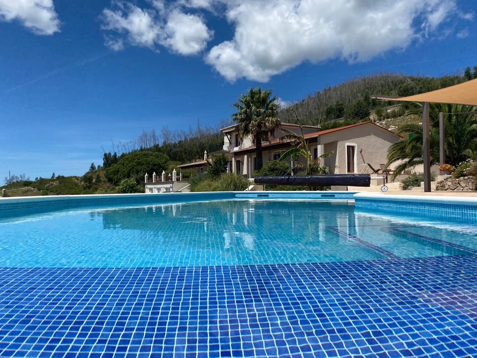 Property building, Day, Pool view, Swimming pool