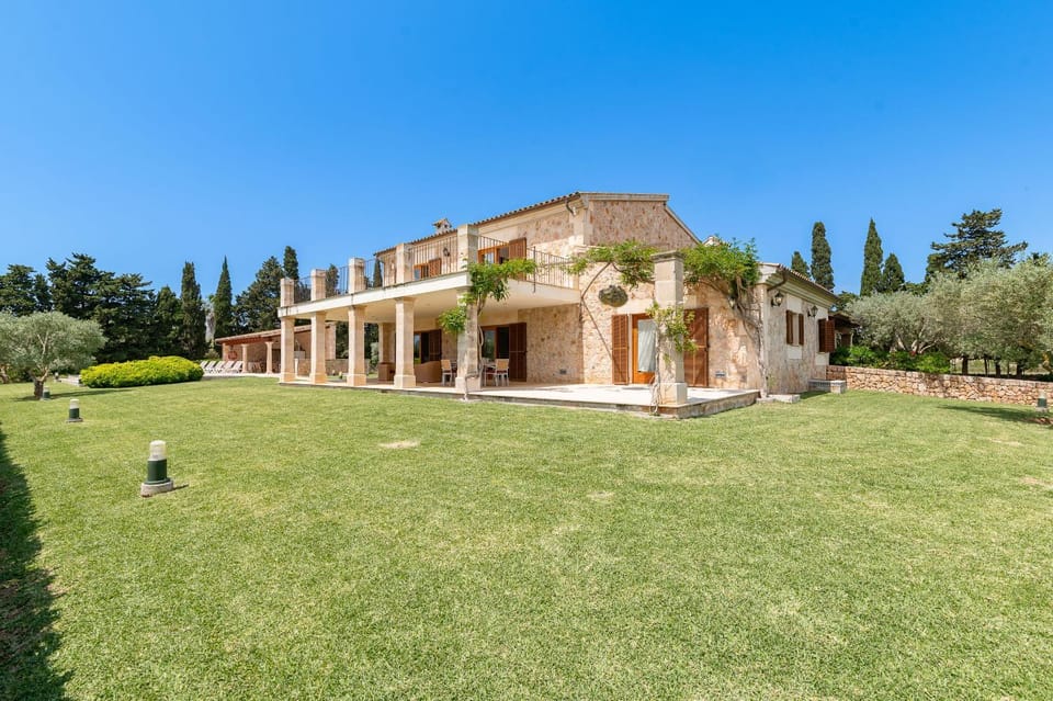 Property building, Day, Natural landscape, Garden view