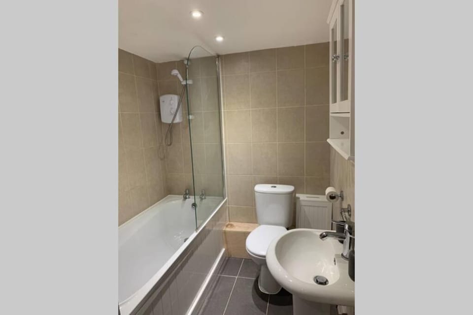 a COSY CLEAN GROUND FLOOR FLAT CLOSE TO TOWN CENTRE Apartment in Boston