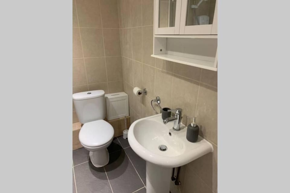 a COSY CLEAN GROUND FLOOR FLAT CLOSE TO TOWN CENTRE Apartment in Boston