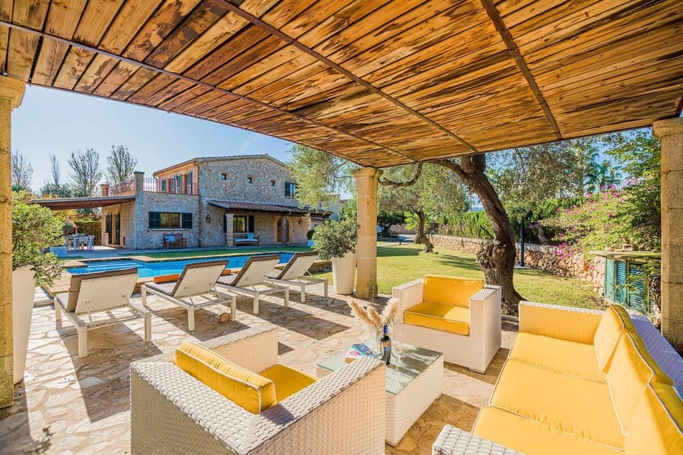 Property building, Garden, Balcony/Terrace, Garden view, Pool view, Swimming pool, sunbed