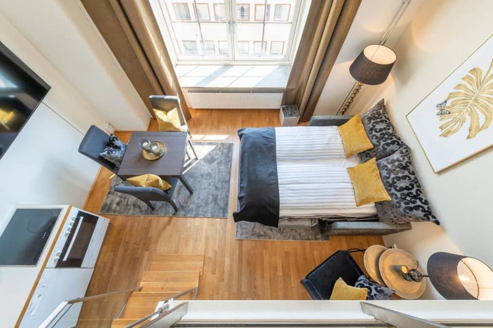 Kitchen or kitchenette, Living room, Dining area