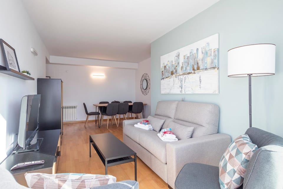 Day, Living room, Dining area, On site