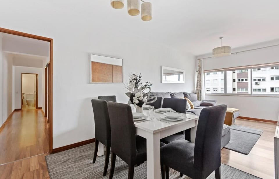 Spacious 3 Bedroom Apartment in Lisbon Apartment in Lisbon