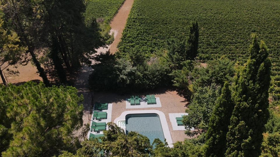 Bird's eye view, Swimming pool