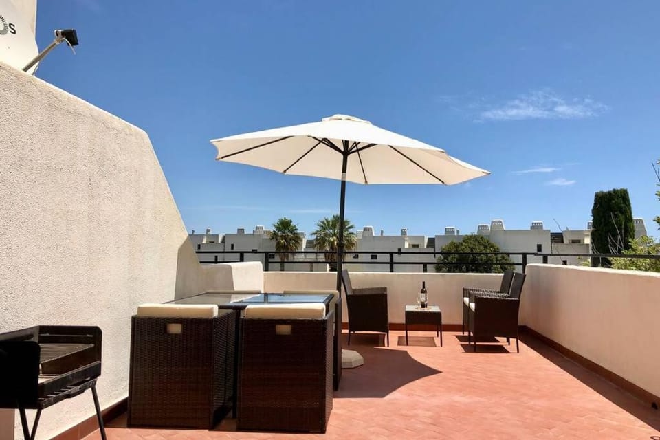 Patio, Balcony/Terrace