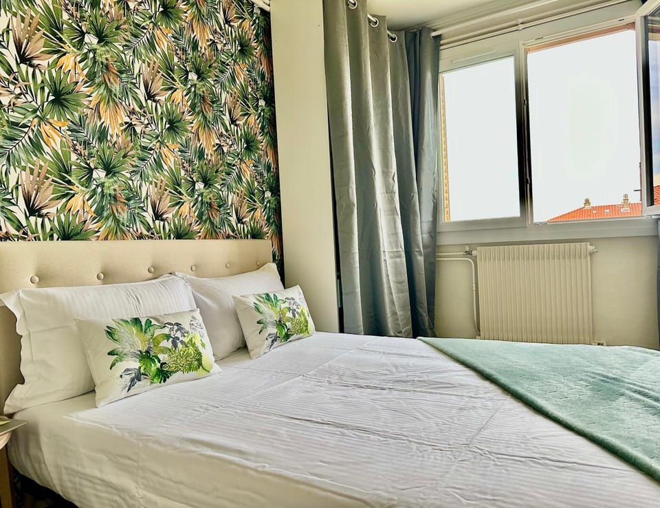 Grand appartement Bron centre proche Eurexpo et Groupama Apartment in Auvergne-Rhône-Alpes