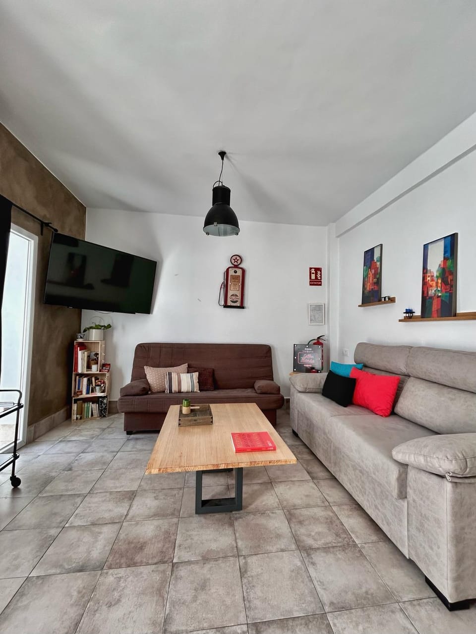 TV and multimedia, Living room, Entertainment, Family
