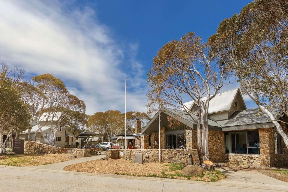 Property building, On site