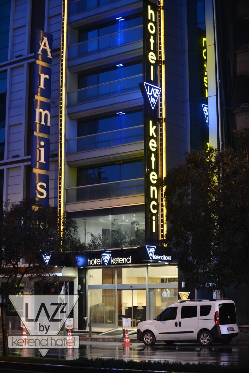 Facade/entrance, Night, Property logo or sign