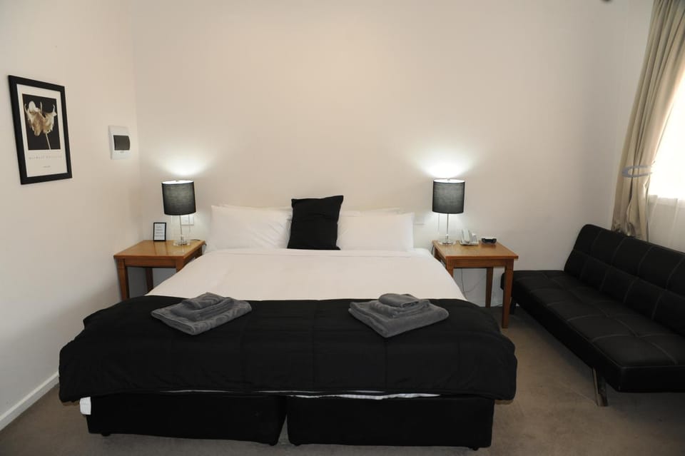 Living room, Bedroom
