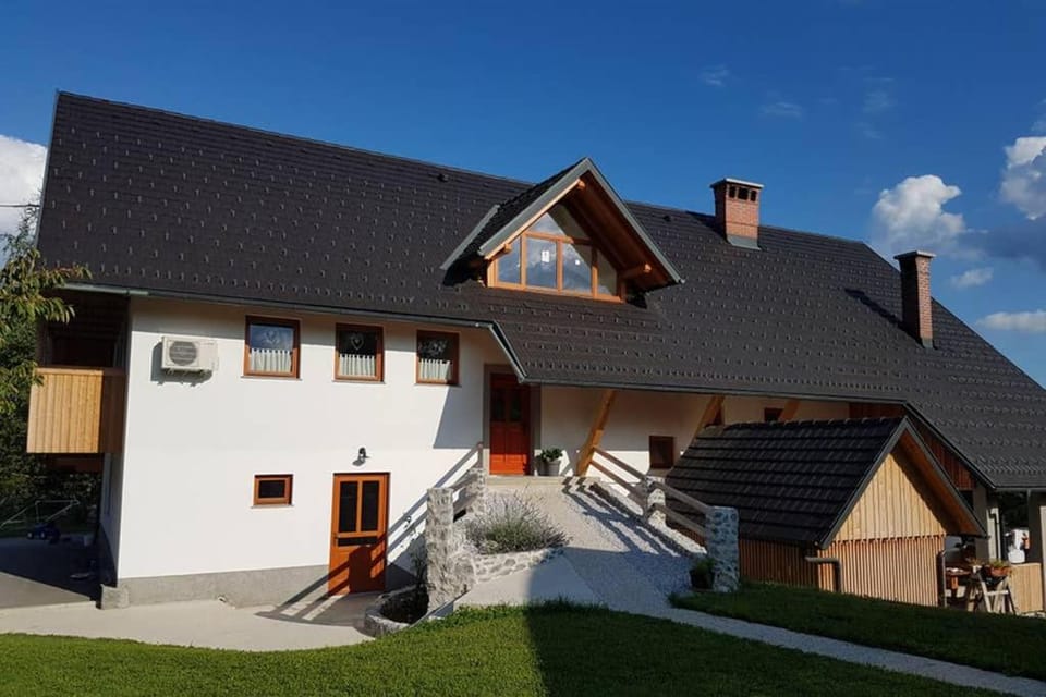 Castle View Nest Apartment in Carinthia, Austria