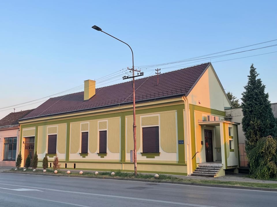 PB Urban Garden Stay with secured Parking Bed and Breakfast in Vojvodina