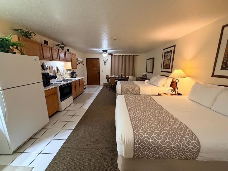 Whitetail Creek Resort Resort in North Lawrence