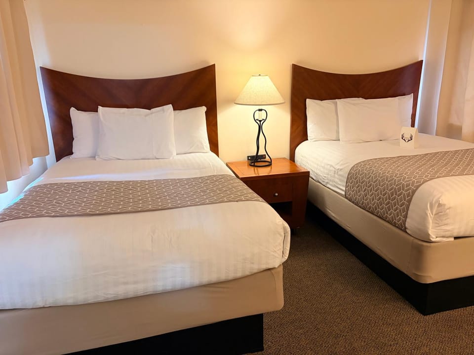 Whitetail Creek Resort Resort in North Lawrence