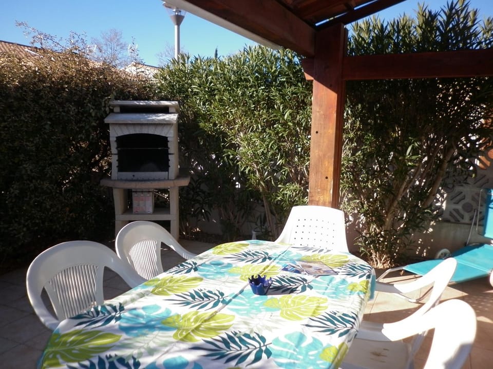 Patio, BBQ facilities, Balcony/Terrace
